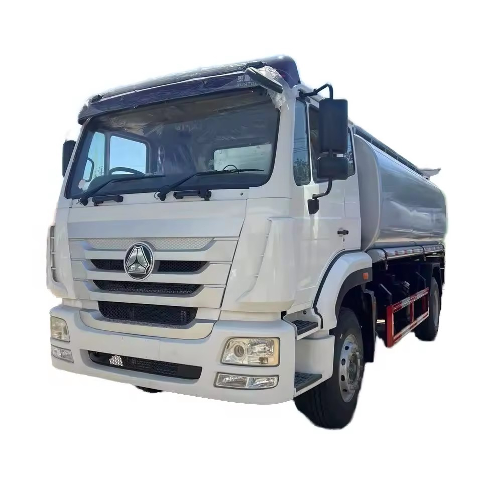 Sinotruk HOWO 220 HP нефтяной танкер грузовик 15м3