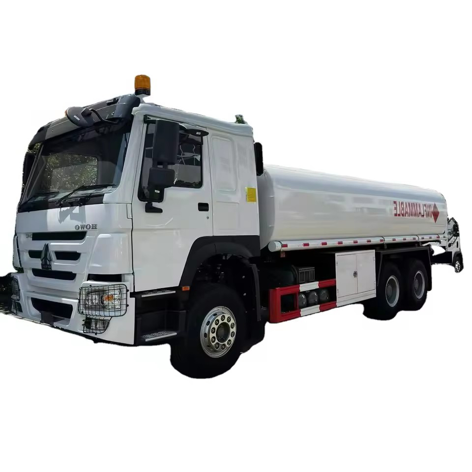 SINOTRUK HOWO 6x4 RHD дизельный топливный танкер