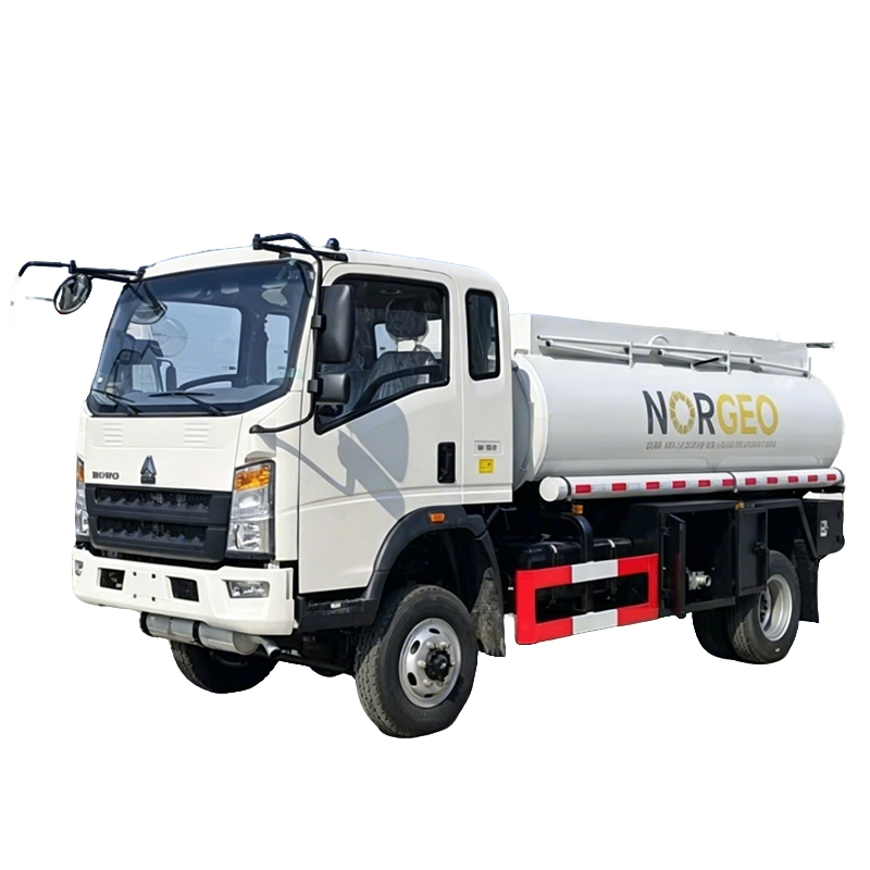 HOWO 4x4 Fuel Dispenser Truck 5000L